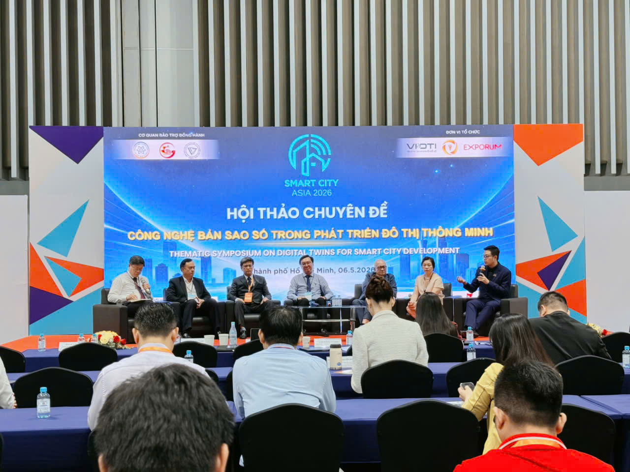 Thảo luận Giáo dục Thông minh